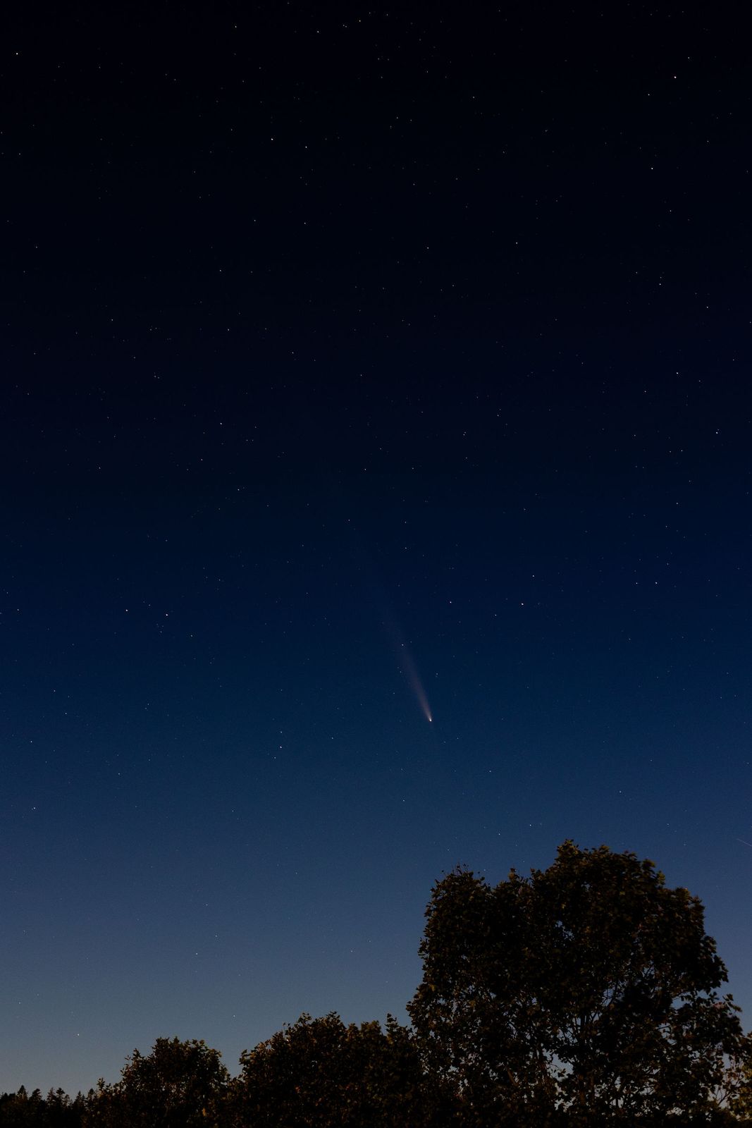 /images/2024-10-16-comet/35mm.jpg