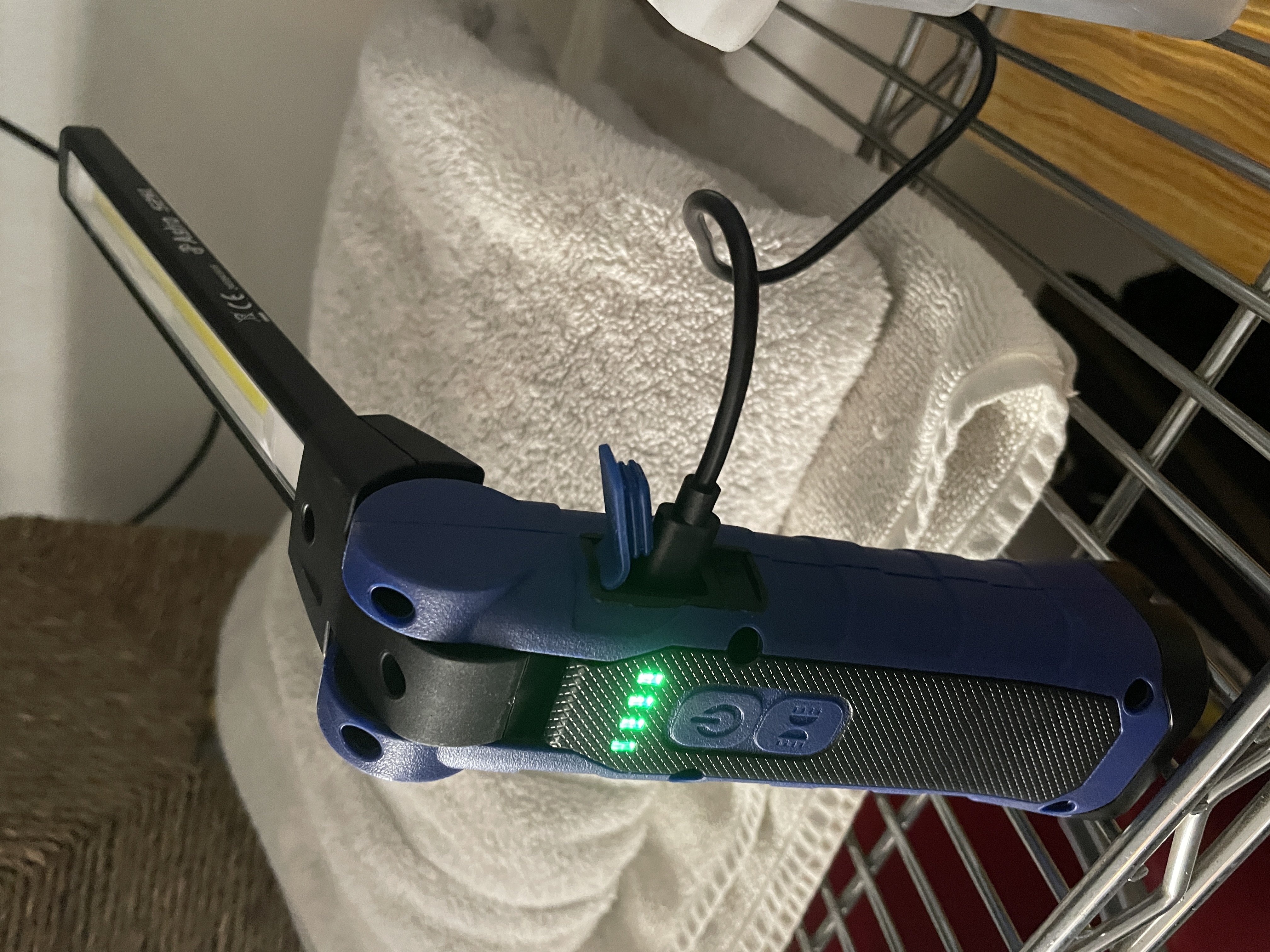 /images/shop-light/charging.jpg